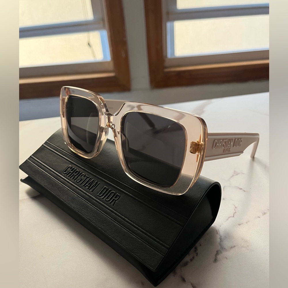 Brand New Christian Dior Oversized Pink Sunglasses View 3